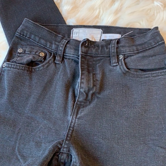 Free People High-Rise Ankle Skinny Jeans Size  24 - Picture 2 of 9